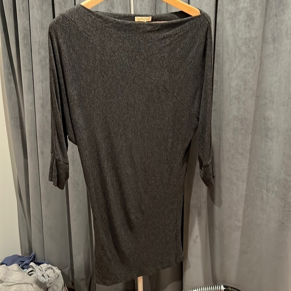 Bordeaux bat wing arm tunic